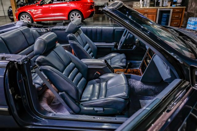 1987 Chrysler Lebaron Base 2d Convertible - Image 27