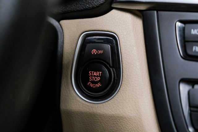 2014 Bmw 4 Series 428i Convertible 2d - Image 23
