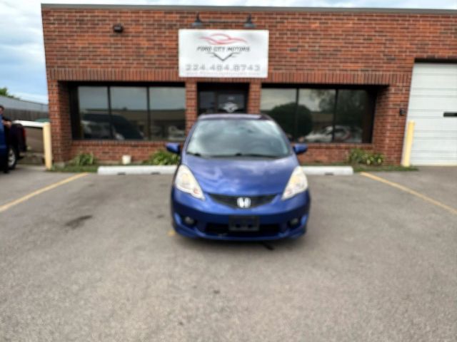 Used 2010 Honda Fit Sport with VIN JHMGE8G44AC018846 for sale in Elgin, IL