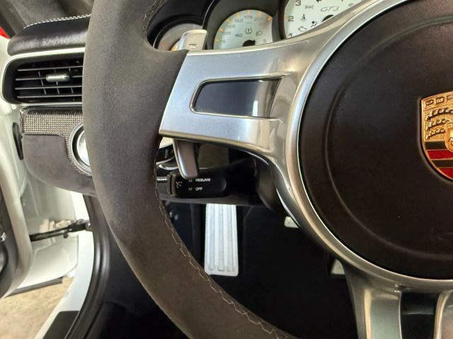 2015 Porsche 911 - Image 85