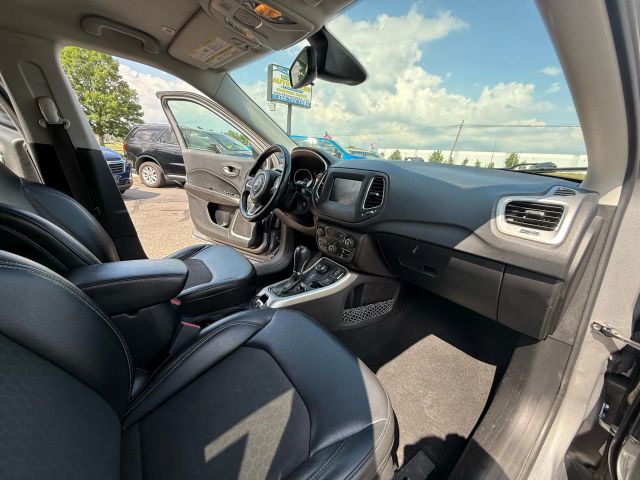 2019 Jeep Compass - Image 13