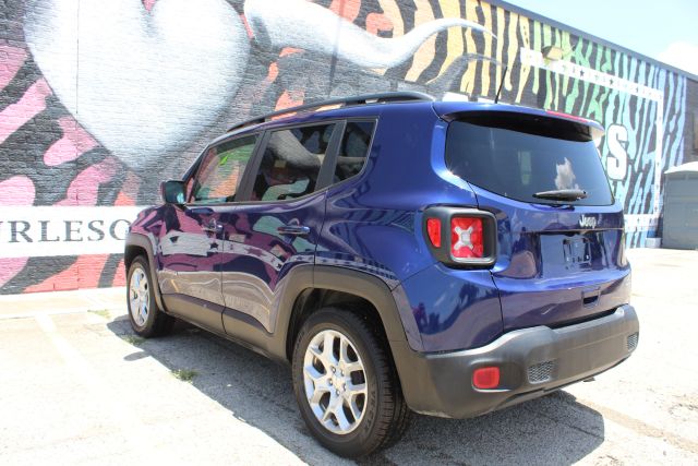 2018 Jeep Renegade - Image 5
