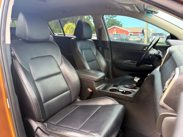 2017 Kia Sportage - Image 11