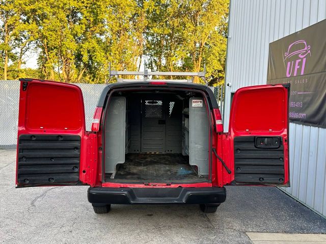 2017 Chevrolet Express 2500 Cargo - Image 18