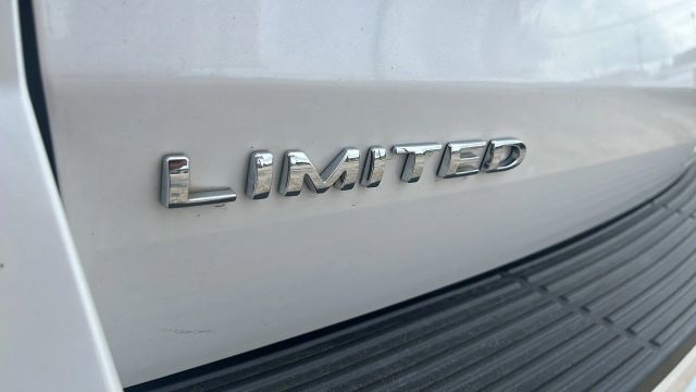 2019 Ford Expedition Max - Image 3