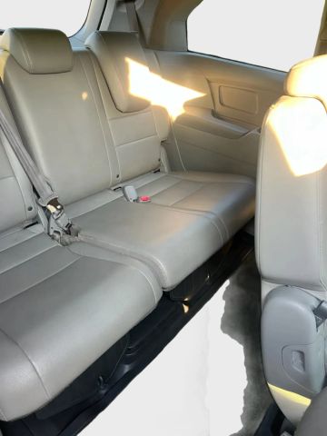 2015 Honda Odyssey - Image 13
