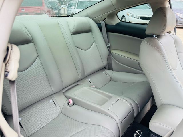 2009 Infiniti G - Image 18