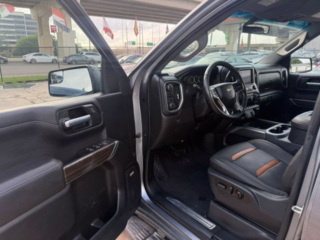 2021 Chevrolet Silverado 1500 Crew Cab - Image 15