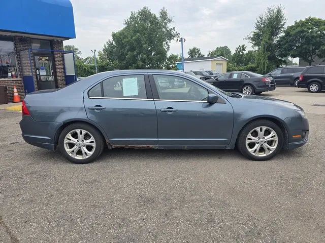2012 Ford Fusion - Image 2