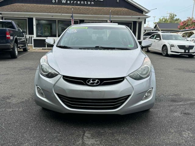 2011 Hyundai Elantra - Image 2