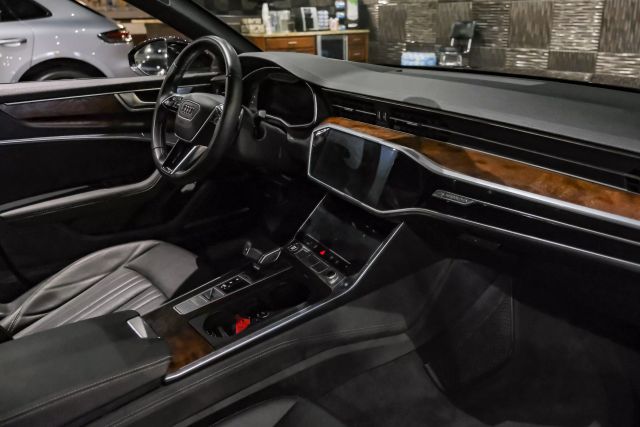 2019 Audi A6 55 Tfsi Premium Plus Sedan 4d - Image 11