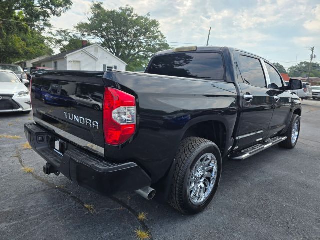 2016 Toyota Tundra Crewmax - Image 4