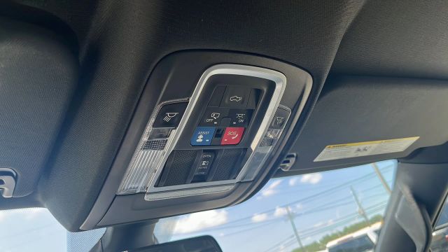 2019 Ram 1500 Crew Cab - Image 40