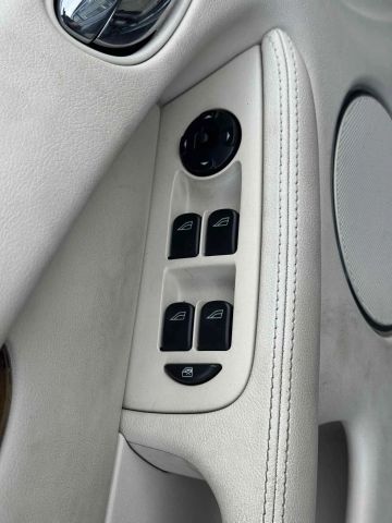 2005 Jaguar X-type - Image 16