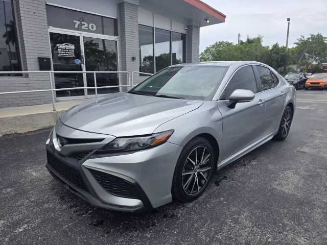 2022 Toyota Camry - Image 1