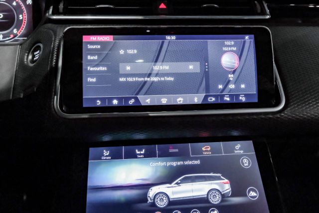 2018 Land Rover Range Rover Velar R-dynamic Hse Sport Utility 4d - Image 21