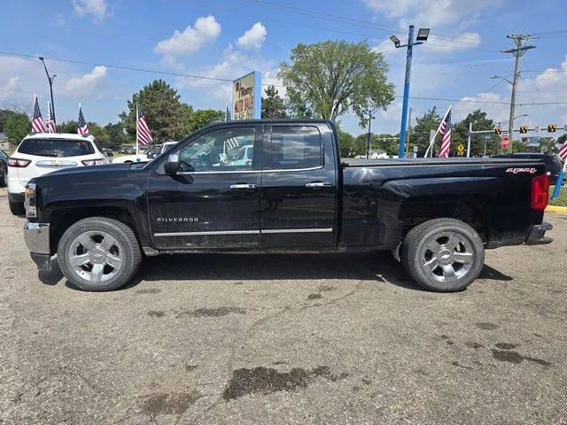 2017 Chevrolet Silverado 1500 Double Cab - Image 3