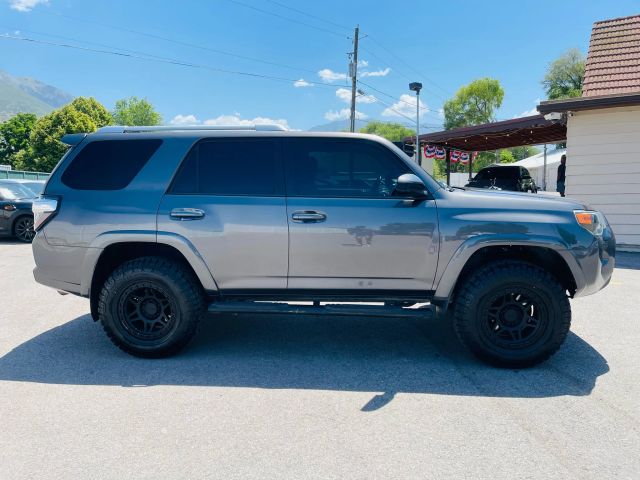 2016 Toyota 4runner - Image 6