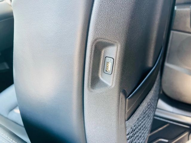 2023 Kia Sorento Hybrid - Image 35
