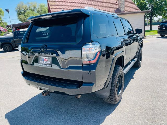 2017 Toyota 4runner - Image 7