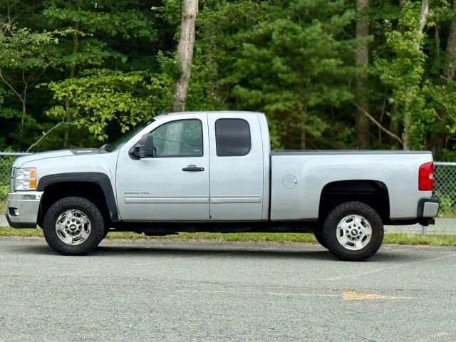2013 Chevrolet Silverado 2500 Hd Extended Cab Lt Pickup 4d 6 1/2 Ft - Image 8