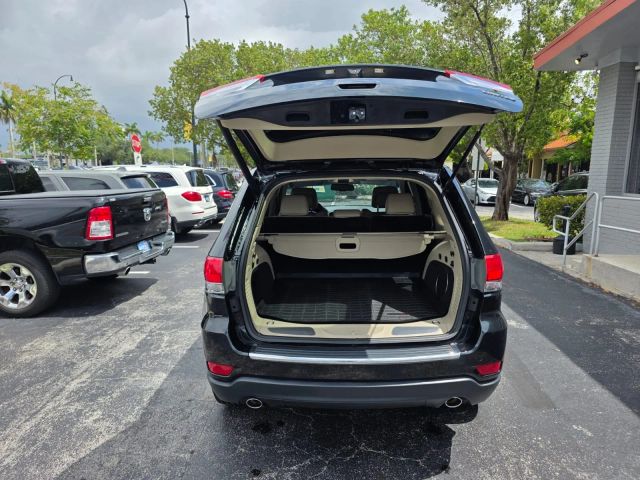 2014 Jeep Grand Cherokee - Image 7