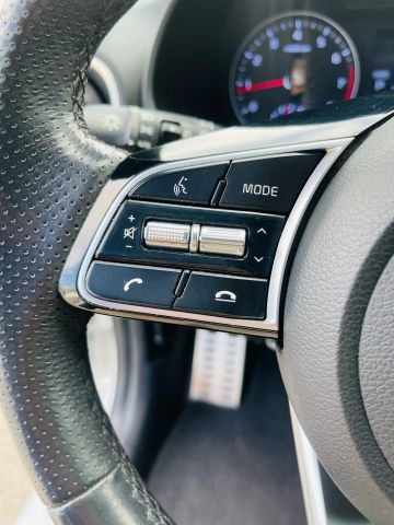 2021 Kia Forte - Image 32
