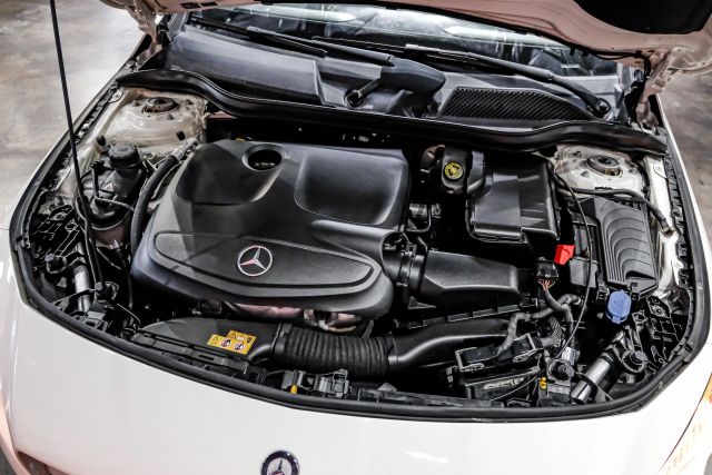 2017 Mercedes-benz Cla Cla 250 4matic Coupe 4d - Image 44