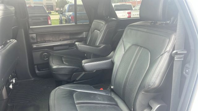 2019 Ford Expedition Max - Image 38