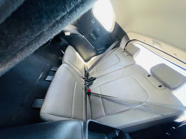 2014 Hyundai Santa Fe - Image 23