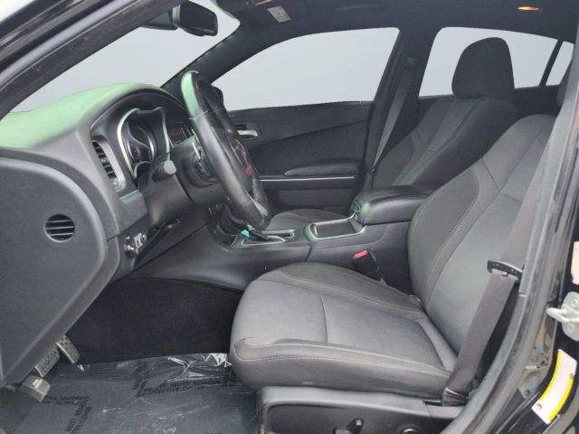 2018 Dodge Charger - Image 9