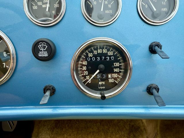 1965 Shelby Cobra Roadster 427 - Image 109