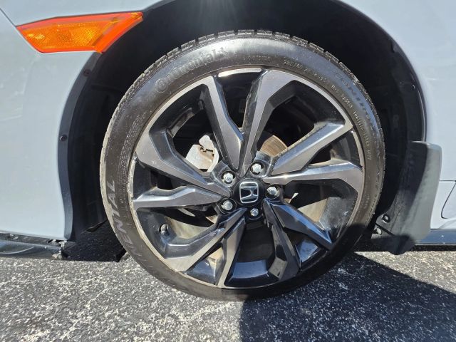 2019 Honda Civic - Image 23