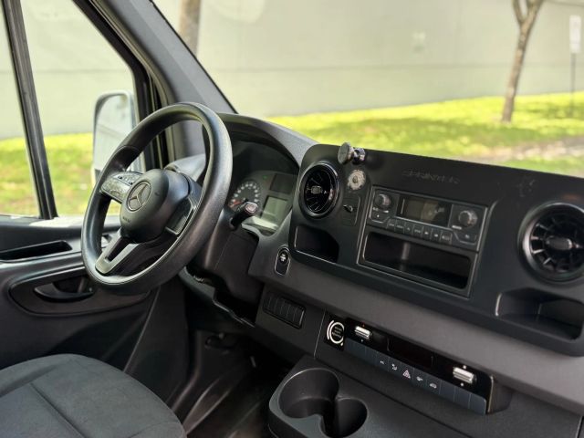 2019 MERCEDES-BENZ SPRINTER 2500 CARGO CARGO V6, TURBO DIESEL, 3.0 LITER HIGH ROOF W/170" WB VAN 3D