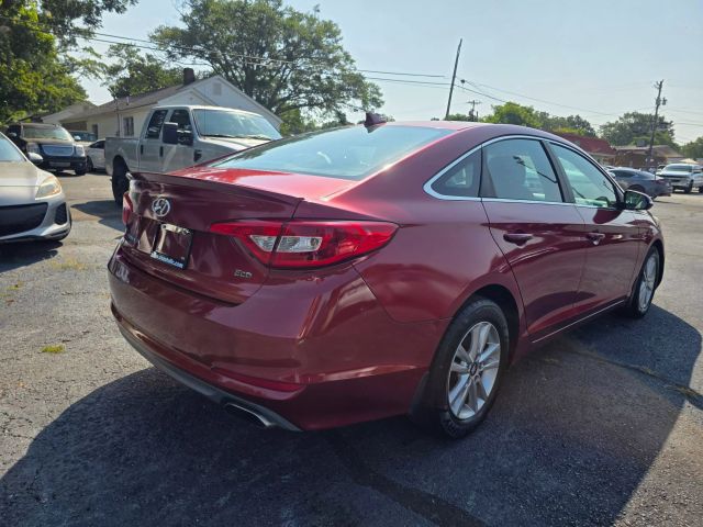 2016 Hyundai Sonata - Image 4