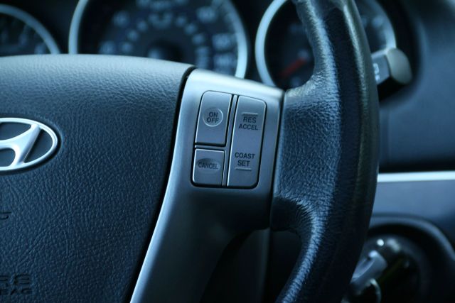 2012 Hyundai Veracruz - Image 30