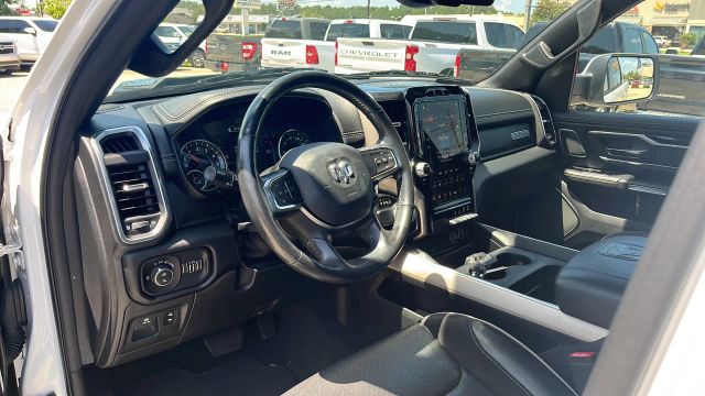 2019 Ram 1500 Crew Cab - Image 30