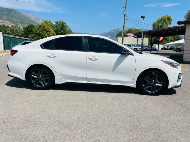 2021 Kia Forte - Image 6