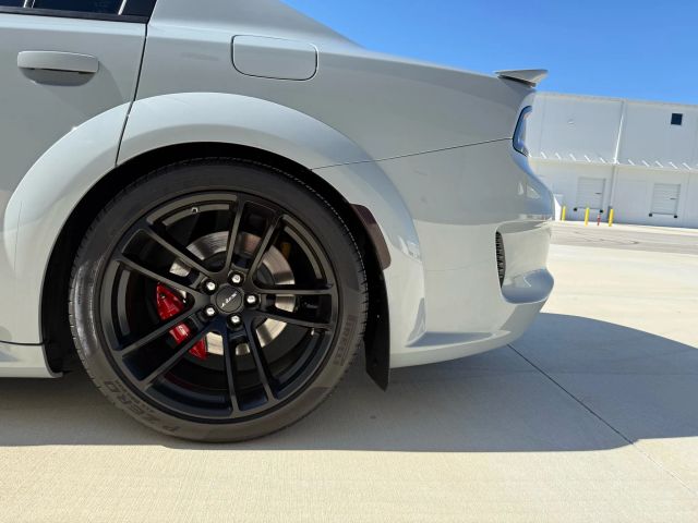 2021 Dodge Charger - Image 33