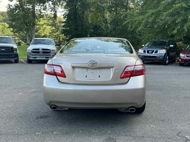 2007 Toyota Camry - Image 4