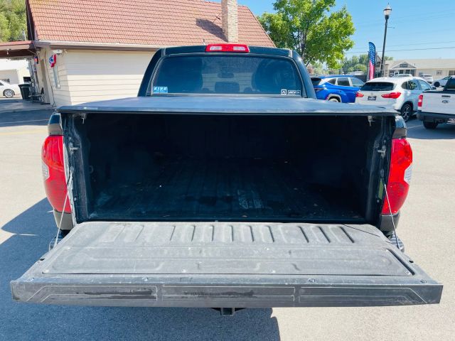 2016 Toyota Tundra Crewmax - Image 16