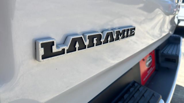2019 Ram 1500 Crew Cab - Image 4