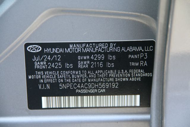 2013 Hyundai Sonata - Image 58
