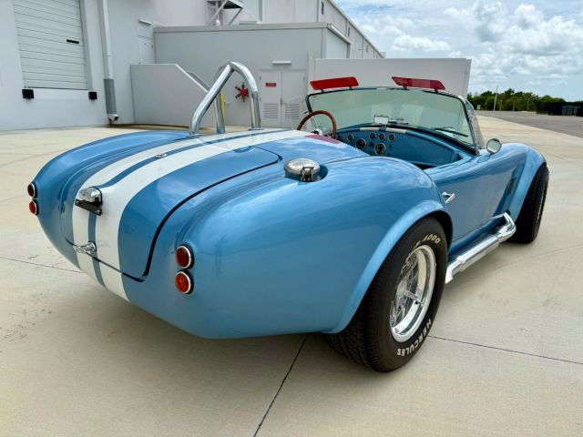 1965 Shelby Cobra Roadster 427 - Image 18