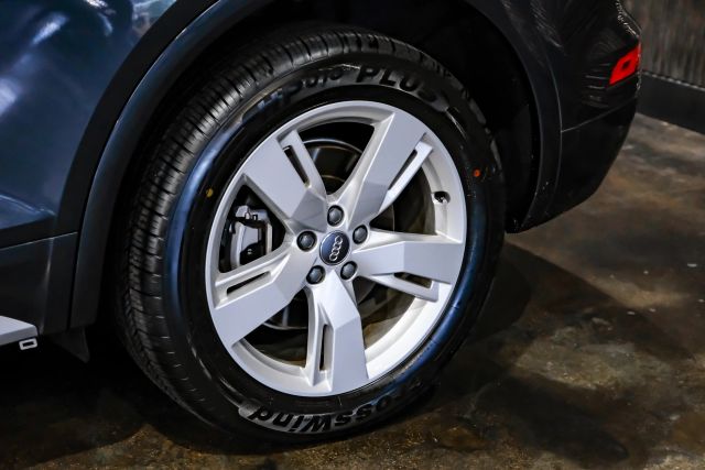 2018 Audi Q5 Premium Plus Sport Utility 4d - Image 47
