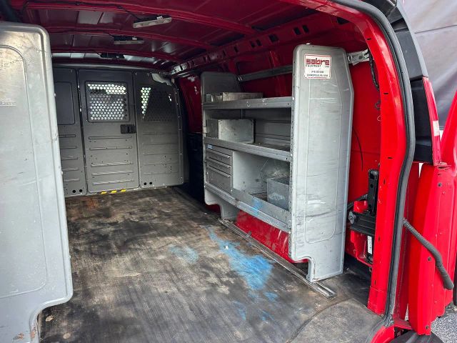 2017 Chevrolet Express 2500 Cargo - Image 20