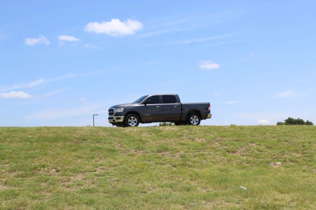 2019 Ram 1500 Crew Cab - Image 25