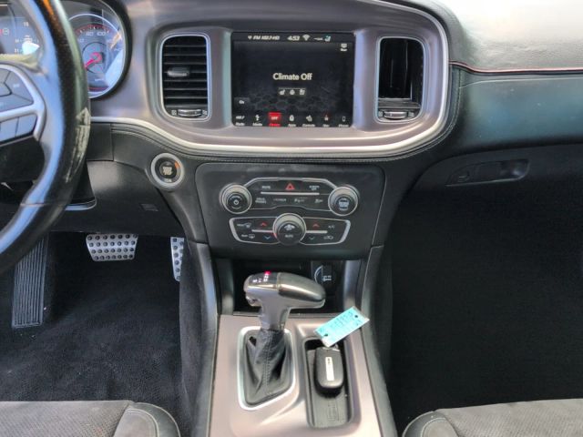 2019 Dodge Charger - Image 11