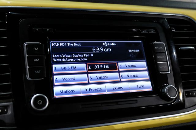 2014 Volkswagen Beetle Tdi Hatchback 2d - Image 29