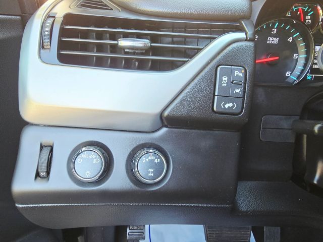 2017 Chevrolet Tahoe - Image 13